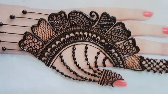 Easy Arabic Mehndi Design Back Hand