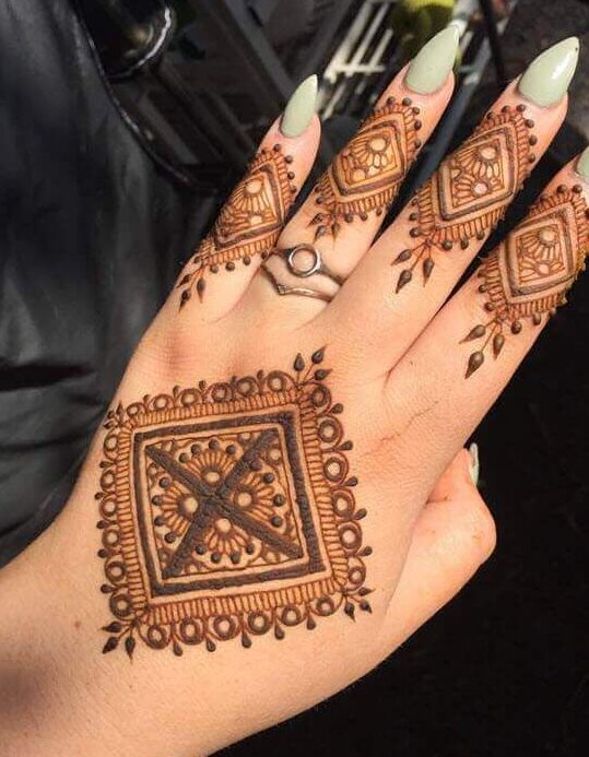 Mehndi Design Images Simple And Beautiful