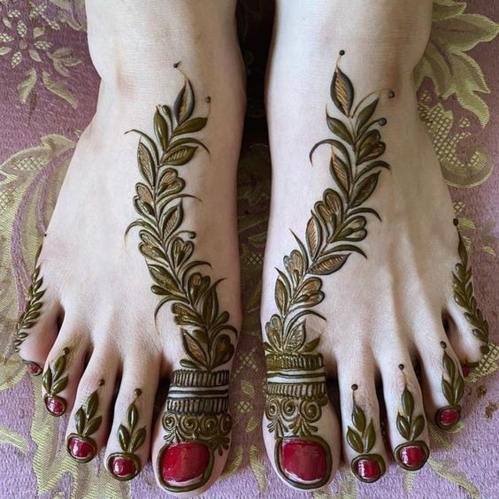 Easy Pair Ki Mehndi Design Simple